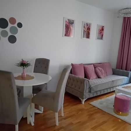 Skyline Apartment ビイェリナ エクステリア 写真