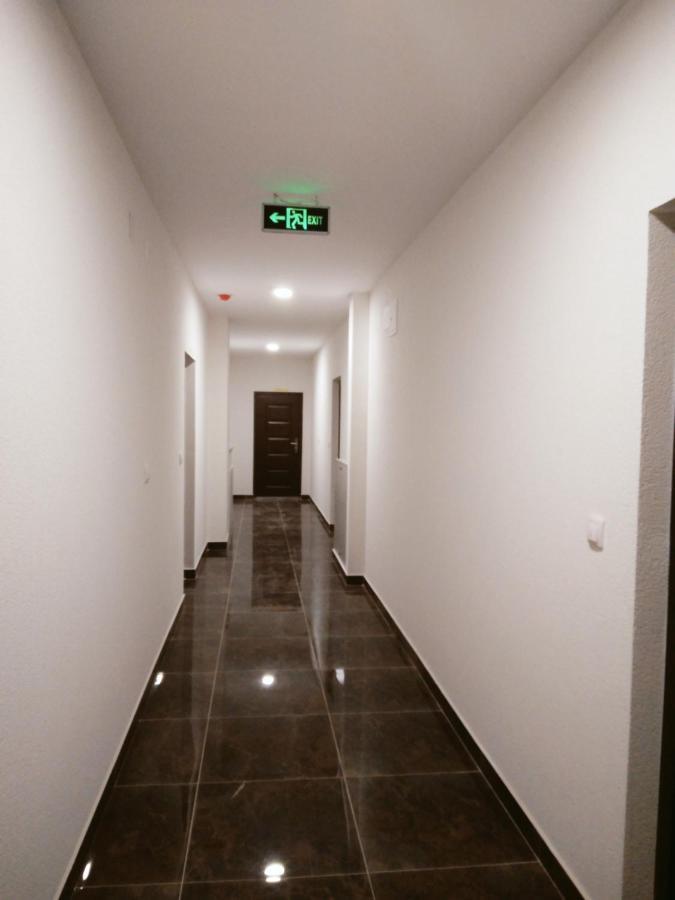 Skyline Apartment ビイェリナ エクステリア 写真